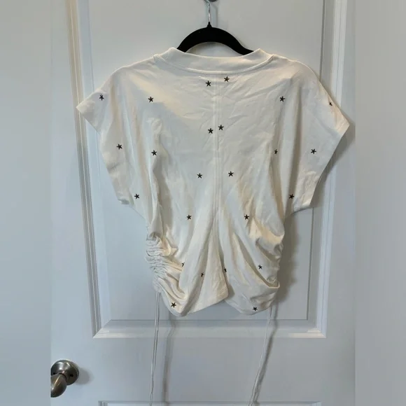 Storia White Top with Stars Size Medium - Picture 4 of 5